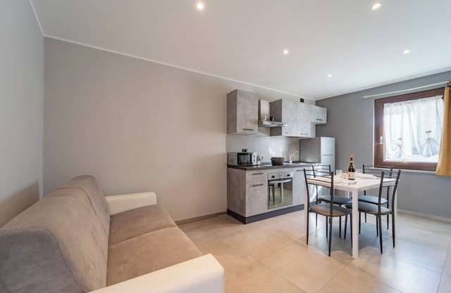 Pina's house - One Bedroom Apartment, Sleeps 4