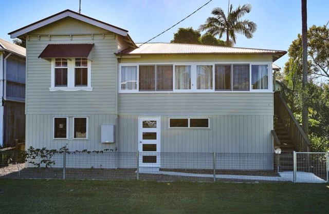 PINCHINS PLACE, TOP NOTCH