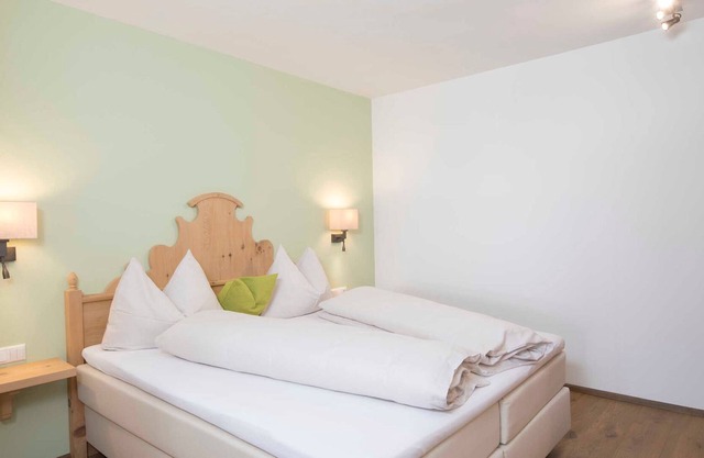Pine double room - Gasthof Herrnhaus