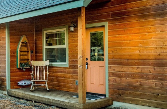 Pine Grove Suite in Sisters
