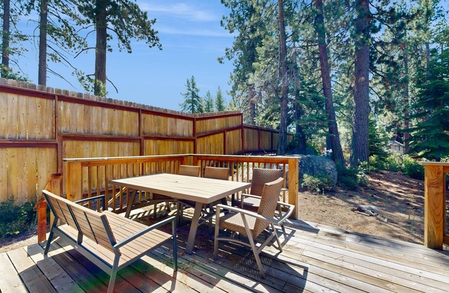 Pine Haven with Private Hot Tub & Deck Short Walk to Beach, Near Skiing