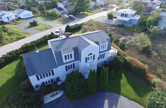 Pine Point Home in Quiet Neighborhood