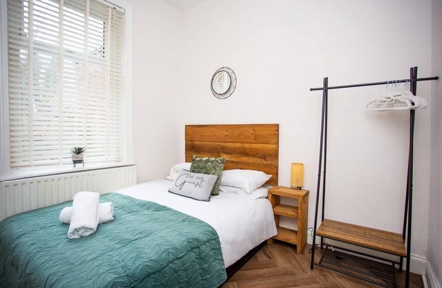 Pine Street Home by #ShortStaysAway