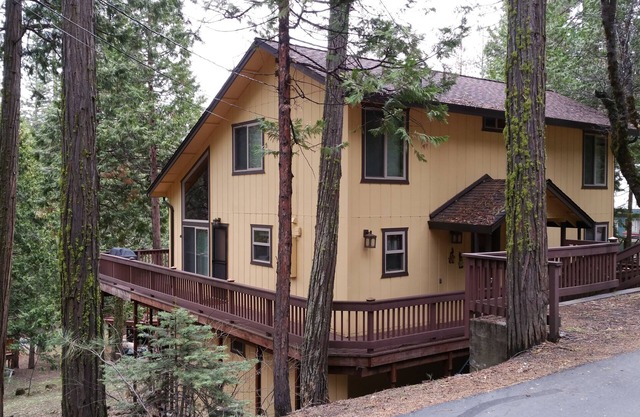 PinecrestAreaRentals #1 Labor day book 2 nights/ask get 3rd night free.