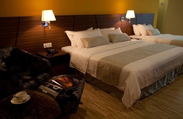 Pinetree Hotel