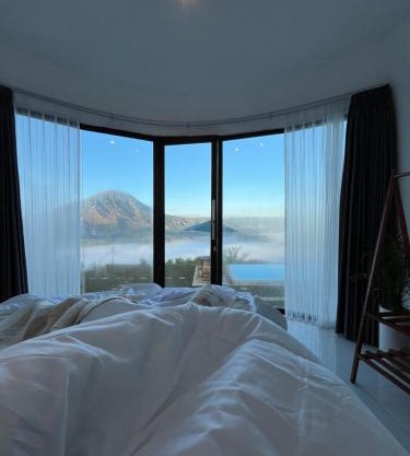 Pinggan Volcano