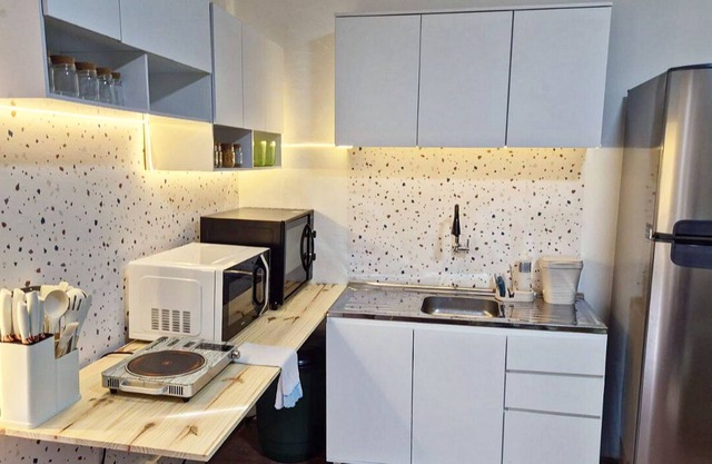 Pinheiros: Practical apartment with great location, hot tub and supplies.