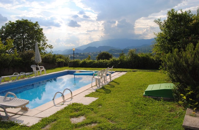PINK HOUSE VILLA, close Venice, Prosecco hills and Dolomites, Cortina
