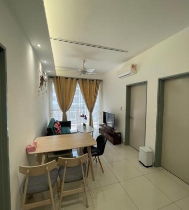 Pinnacle Sri Petaling- 10 mins to Stadium and Pavillion 2