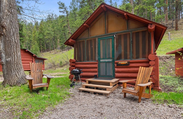 Pioneer Cabin By Spearfish Creek