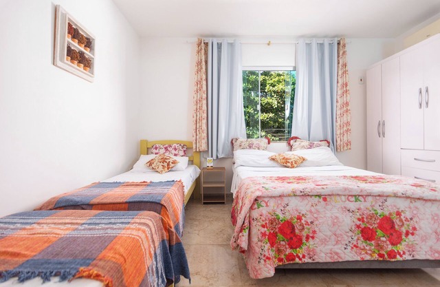 Pirates Guest House Rooms