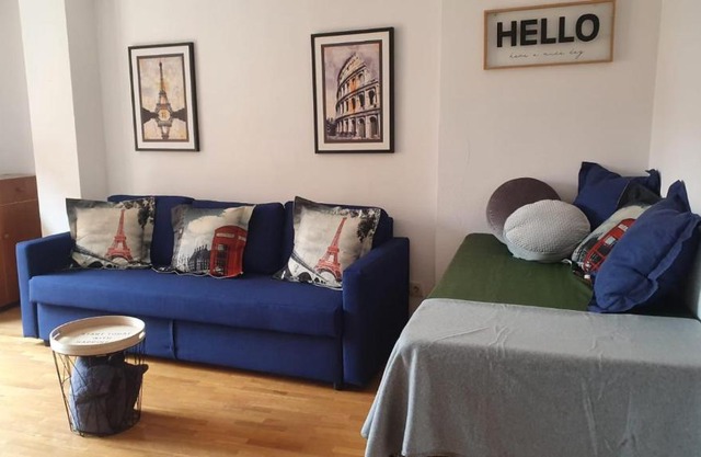 Piso con amplia terraza gratis parking en la calle cerca petfriendly