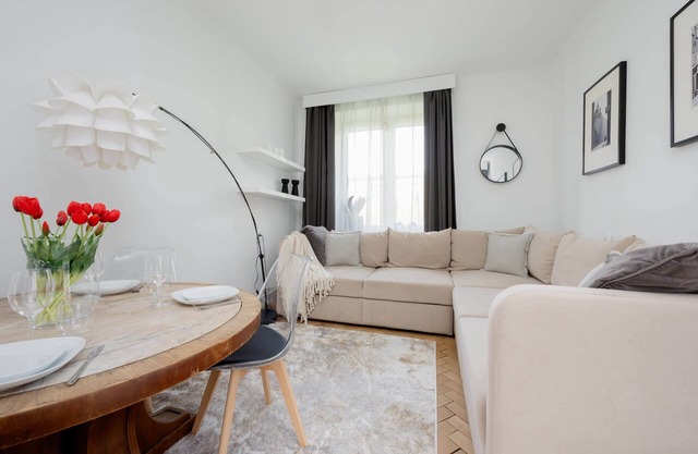 Pl. Hallera 6B | Einzigartige Wohnung | Center