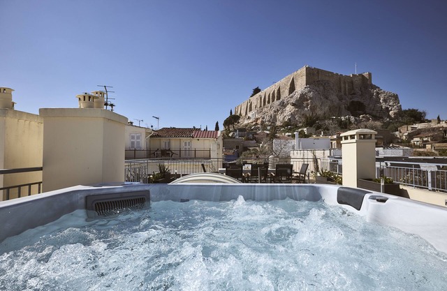 Plaka's Villa with Breathtaking Acropolis View