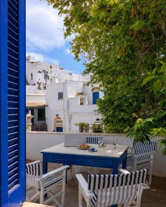Platanos Cycladic house