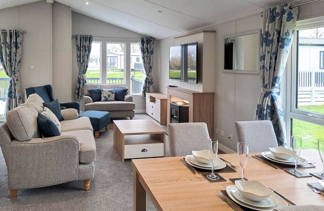 Platinum 4 berth Lodge