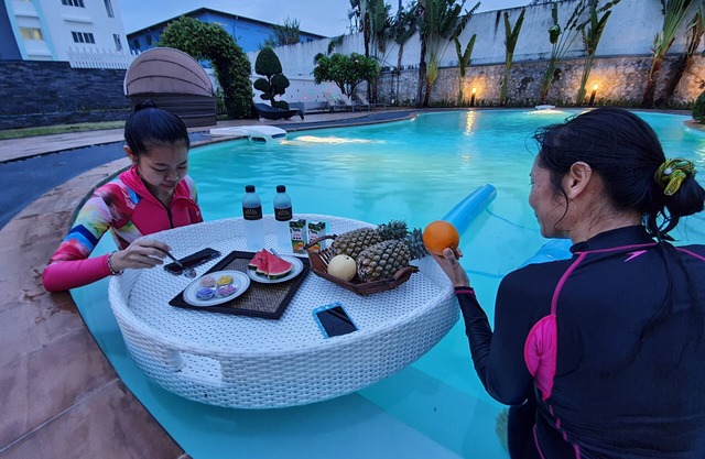 Platinum Hotel
