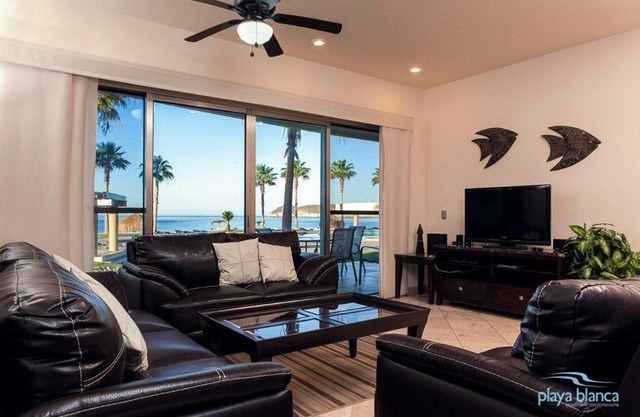 Playa Blanca Modern Resort Condo