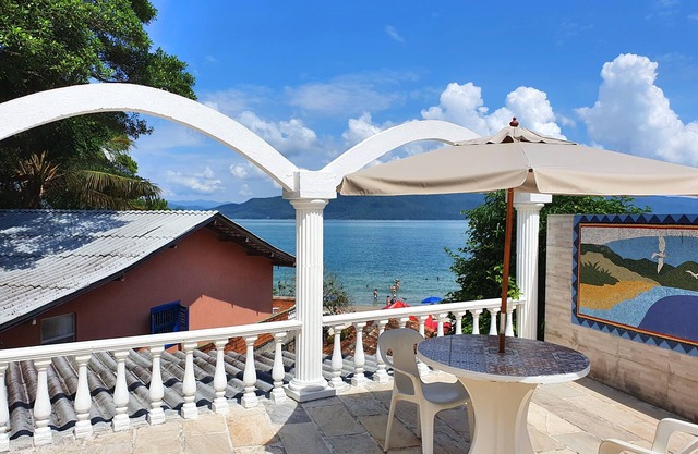 Playana - Cozy beach cottage located in frontsea Azorean Villa - Nature & Beach