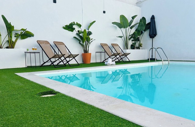 Plaza Apartment