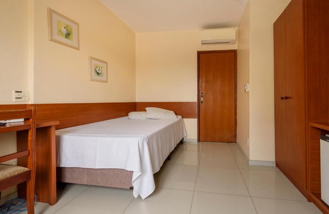 Plaza Suite Hotel