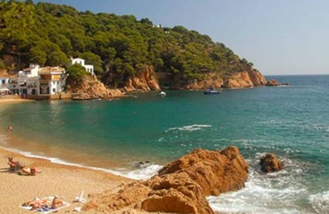 Pleasant apartment 5 minutes walk from the beach