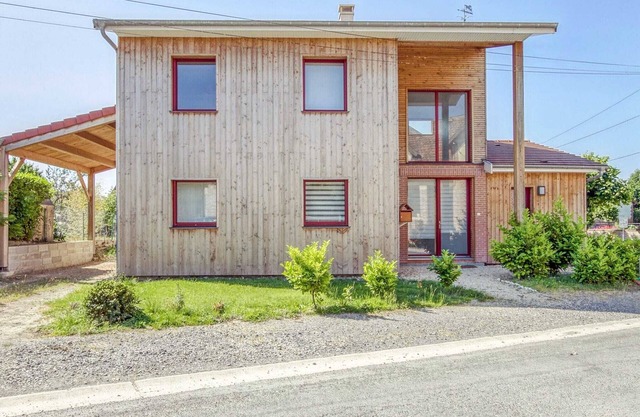 Pleasant Cottage in Challerange