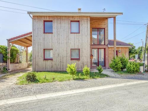 Pleasant Cottage in Challerange