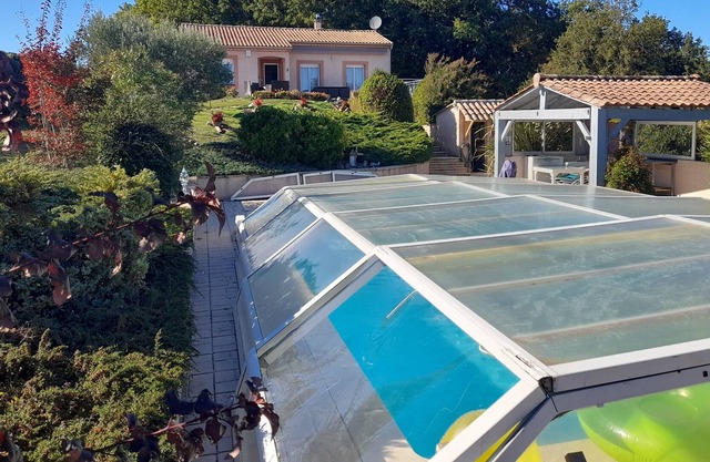 Pleasant country house, private pool, between the Dordogne and Lot et Garonne