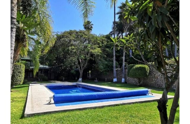 Pleasant rural house with private pool