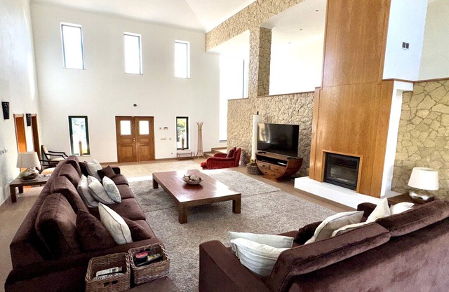 Pleasant villa with private pool in Carvoeiro