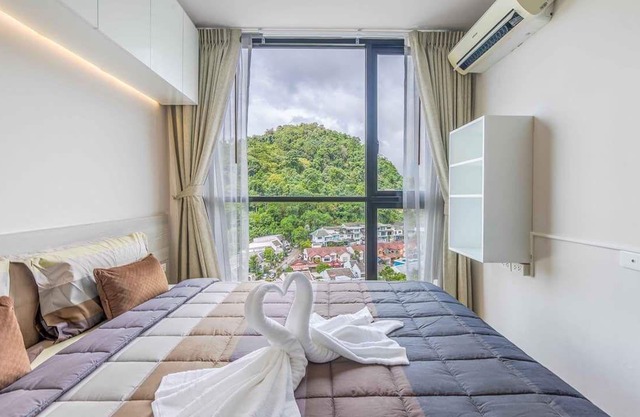 Please do not book. I am tring to unlist this property