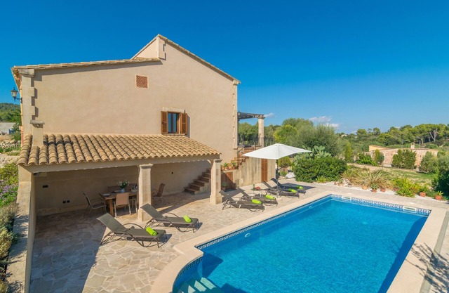 PLETA DE BONANY - Villa with private pool in Vilafranca De Bonany. Free WiFi