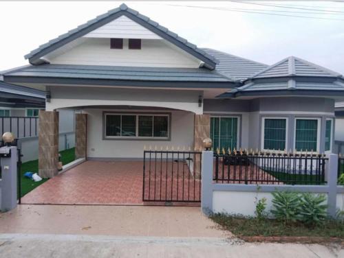 PLUEMCHAI Home