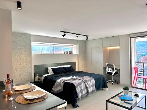 Poblado Luxe Living Loft AC, 400Mbps and King Bed