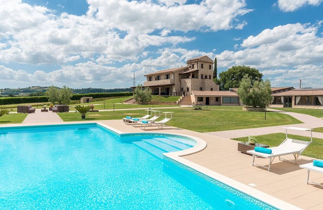 Podere Torricella 16, Emma Villas