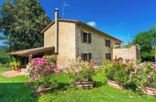 Poggio al Colle by Interhome