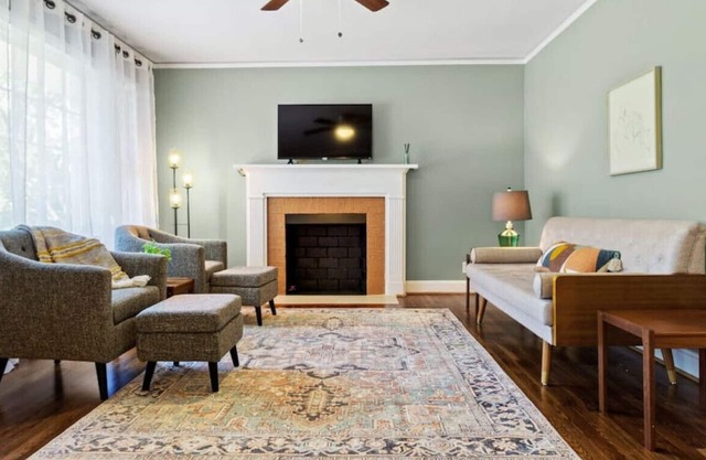 ~Poinsett Perch~10min to Downtown Greenville + TR