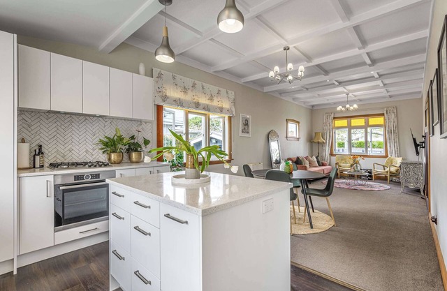 Point Chevalier Home, WiFi, 10min to CBD, Zoo