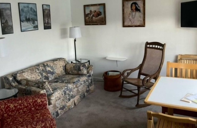 Point Comfort Cottage #1