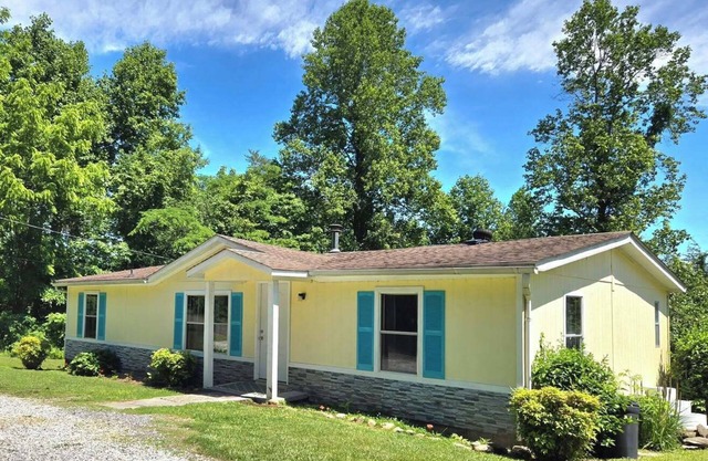 Pollyanna Ridge, By Norris Lake & Dam St Pk & Windrock ATV trails. 3BR+2Bath