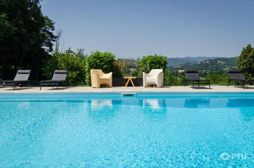 PoloTuristicoUmbria Villa in Campagna con Piscina