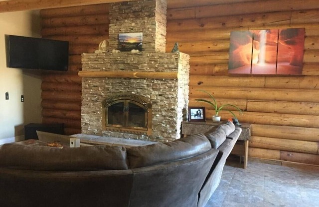 Ponderosa Inn
