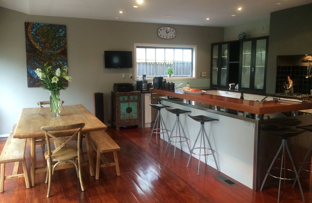Ponsonby Beautiful Family Villa