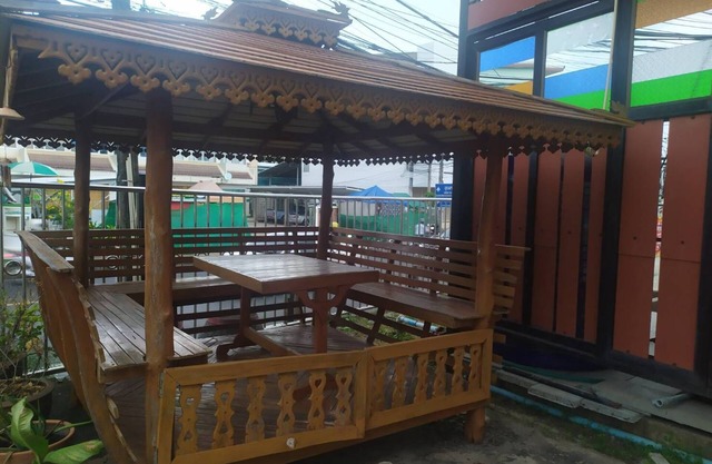 PonTaWin Budget Hotel