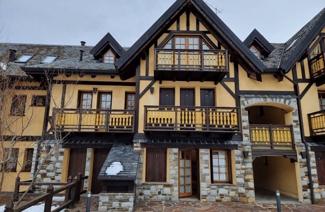 Ponte di Legno apartment with garden a stone's throw from the center