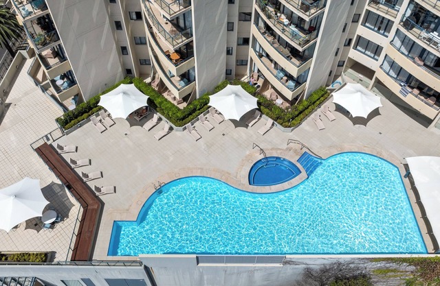 Pool View, Lift Access 503, Opposite North Cronulla Beach