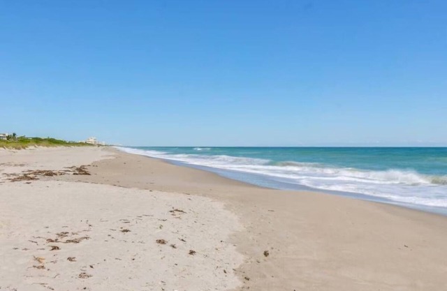 Pool & Beach Getaway | Stunning Ocean Front Room Perfect for Ultimate Stay