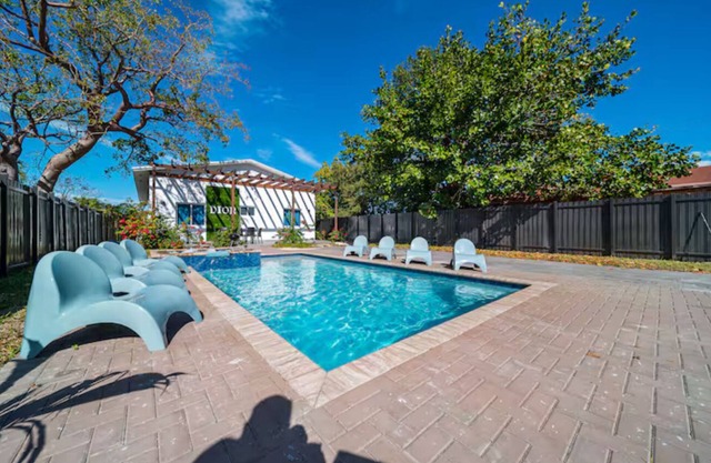 Pool Boutique 3 Villa by the Beach