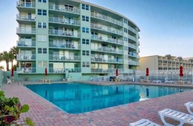 Pool Luxury Oceanfront Family Getaway w/Balcony